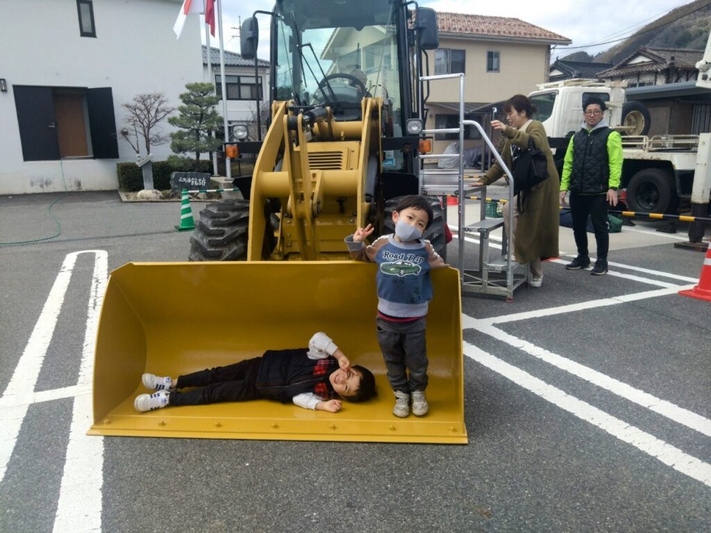 高所作業車